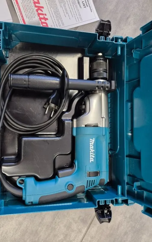 Prodám vrtačku Makita HP2071J