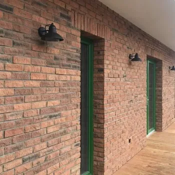 Štípané obkladové pásky